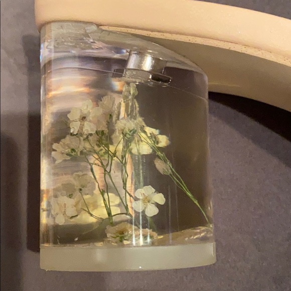 Slides - Picture 4 of 4